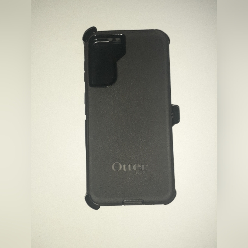 OtterBox Galaxy S21+ 5G Defender in BLACK with Holdster Clip